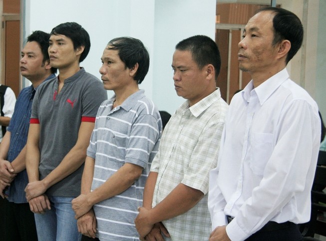 Nguyên trưởng công an huyện ăn chặn trầm kỳ lãnh 9 năm tù
