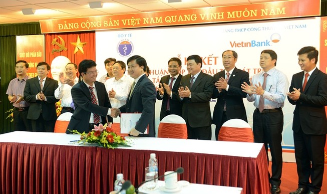 VietinBank đồng hành phát triển với ngành y tế