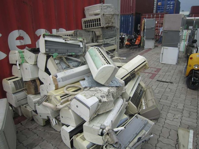 Thủ tướng chỉ đạo quy định việc nhập khẩu thiết bị đã qua sử dụng
