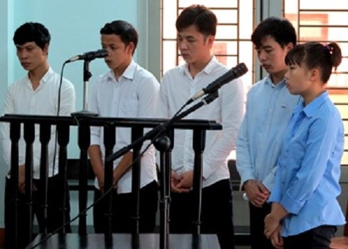 Giấu ma túy vào hộp kem ủ tóc bán qua đường hàng không