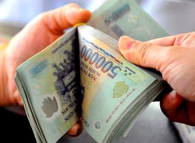Tăng đồng loạt 5% lương cơ sở đối với cán bộ, công chức