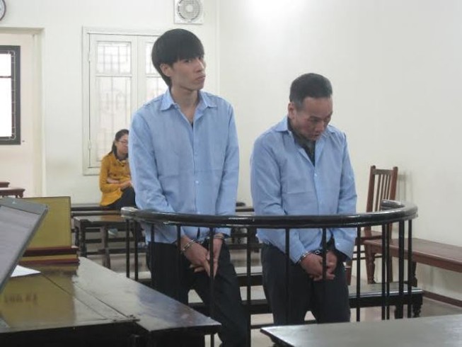 Nhốt người trong xe, dùng dao 'tra tấn' vì nghi lấy gói... ma túy