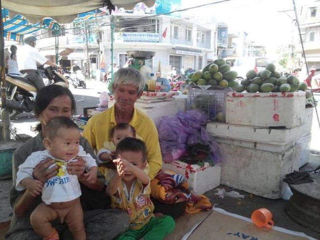 Cha mẹ Hồ Duy Trúc: Chúng tôi vui mừng nhưng chỉ biết khóc!