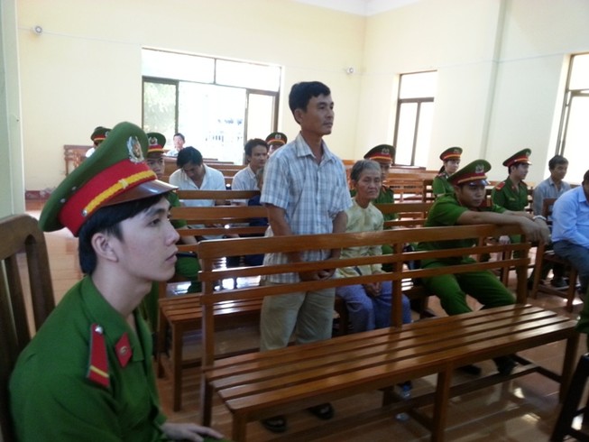 'Người trói kẻ trộm' lãnh 6 tháng cải tạo không giam giữ
