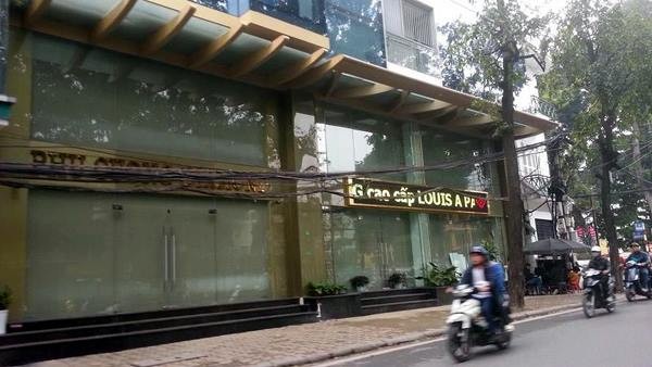 Công ty kim cương lớn nhất Hà Nội bị khám xét khẩn cấp