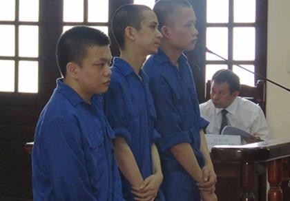 Tòa đề nghị VKS rút kinh nghiệm vụ 'bị cáo khuyên nhận sai'