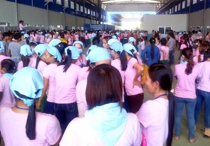 Hơn 1.000 công nhân đồng loạt nghỉ việc đòi giải quyết chế độ