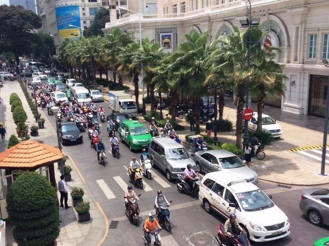Giá tính lệ phí trước bạ ô tô, xe máy