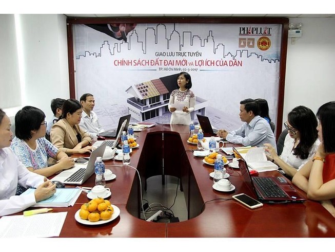 Giao lưu: 'Chính sách đất đai mới và lợi ích của dân'