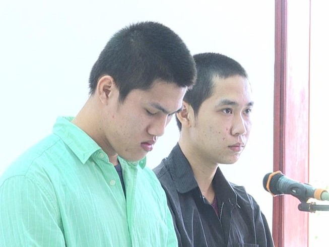 Án mạng vì chở bạn gái người khác đi nhậu