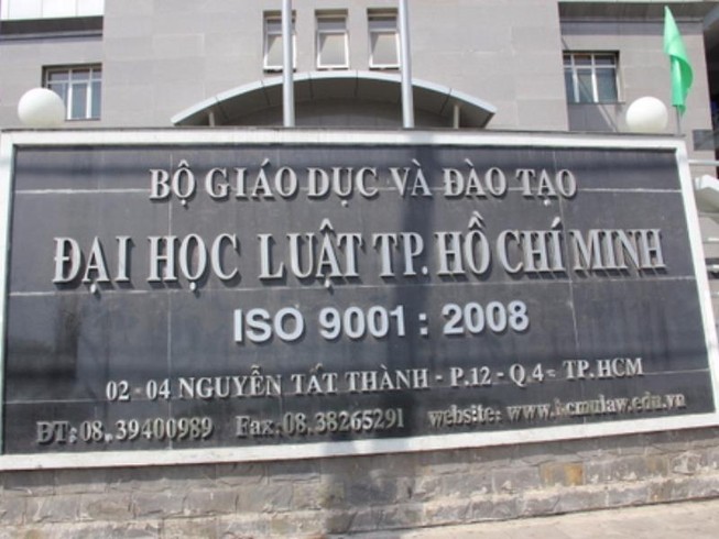 Trường đại học Luật TP.HCM nói về mức học phí mới