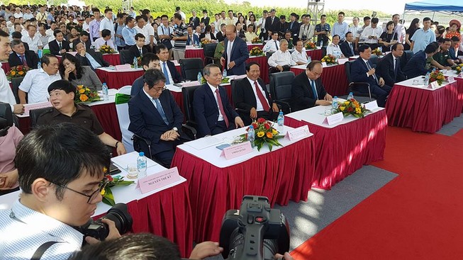 Thủ tướng dự lễ thông cầu vượt biển dài nhất Việt Nam
