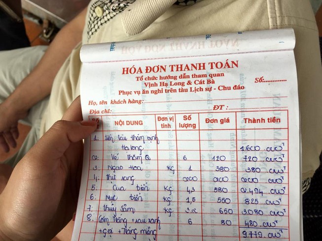 Hạ Long: Choáng với hóa đơn một bữa ăn hơn... 9 triệu đồng