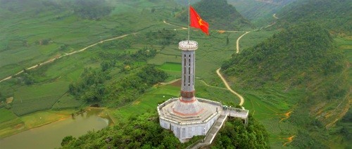 Rạng rỡ Vươn cao Việt Nam