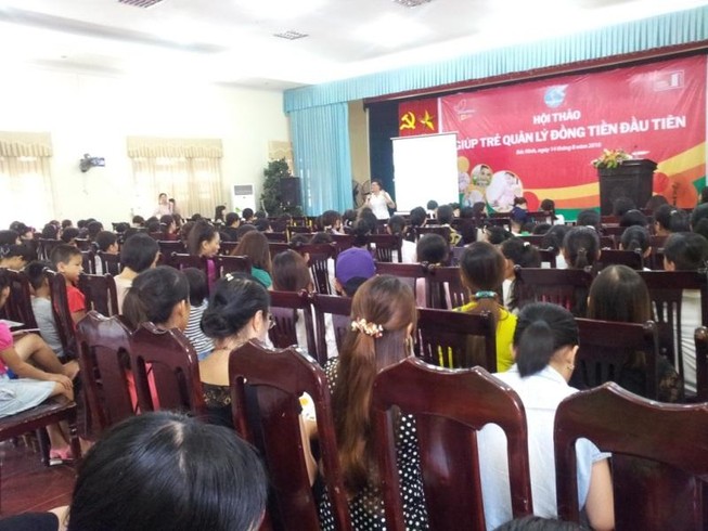 Home Credit tổ chức hội thảo về tài chính cho trẻ