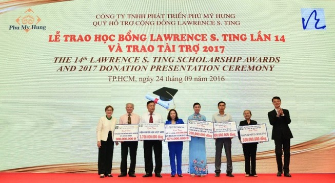Gần 8,5 tỉ đồng dành cho học sinh, sinh viên