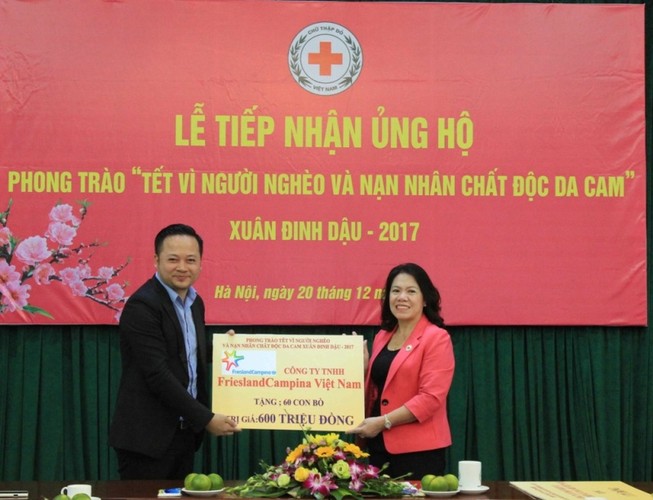 FrieslandCampina Việt Nam ủng hộ Tết vì người nghèo