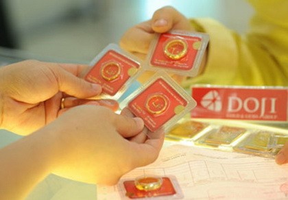 Giá vàng bất ngờ tăng mạnh