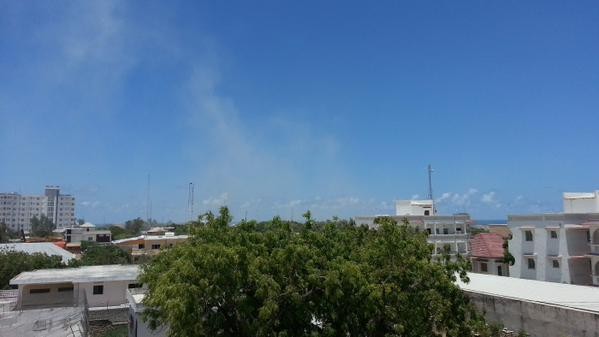 Khủng bố ồ ạt tấn công trụ sở Bộ giáo dục Somali, ít nhất 10 người chết