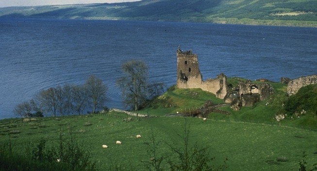 Người khổng lồ Google 'săn' quái vật hồ Loch Ness