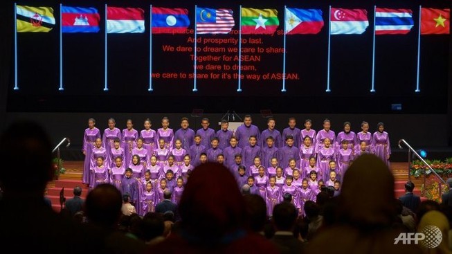 Lần đầu tiên Singapore lên tiếng đốc thúc COC tại biển Đông