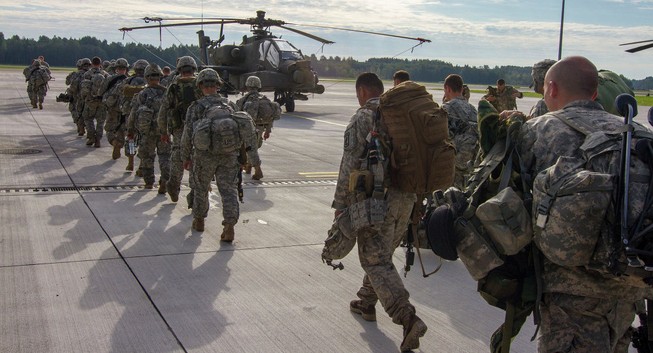 NATO tăng quân gấp đôi, thọc sườn châu Âu