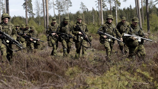 Nga tăng cường hiện diện quân sự tại Crimea, đáp trả lại NATO