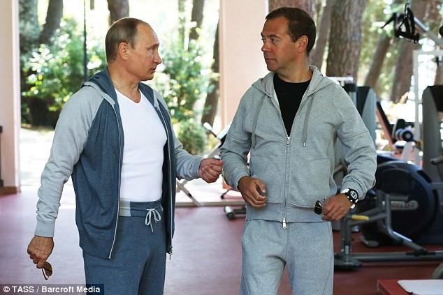 Tiết lộ giá bộ đồ tập gym của Tổng thống Putin