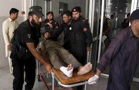 Đọ súng lớn tại căn cứ không quân Pakistan