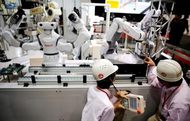 Robot sẽ 'cướp' 5 triệu việc làm của con người vào năm 2020