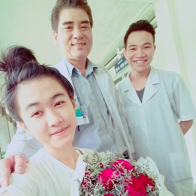 Nữ sinh bị cưa chân đã xuất viện