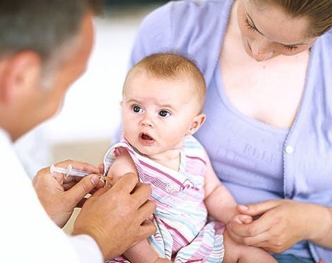 Chỉ có 5% cha mẹ tin tưởng vaccine miễn phí