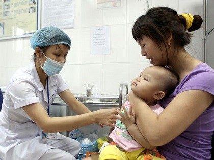 Giảm gánh nặng bệnh tật khi được tiêm ngừa vaccine từ nhỏ