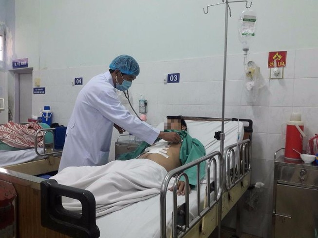 'Báo động đỏ' kịp thời cứu sống người bị đâm thủng tim