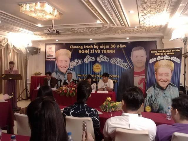 Dàn sao đổ bộ vào show của nghệ sĩ Vũ Thanh