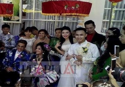 MC Thanh Bạch đám cưới với bà chủ Thúy Nga?
