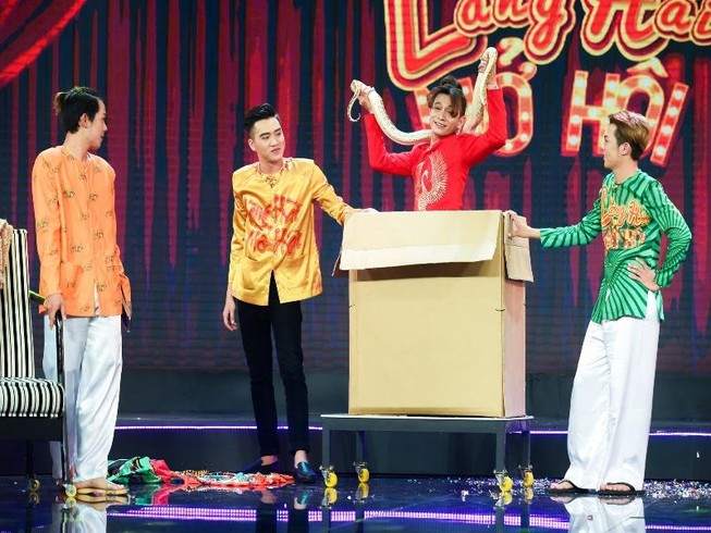 Gala 'Làng hài mở hội' nhiều nhóm cũ với nhiều trò mới