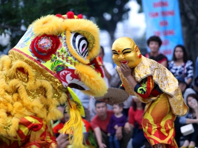 Liên hoan lân sư rồng trên phố đi bộ Nguyễn Huệ