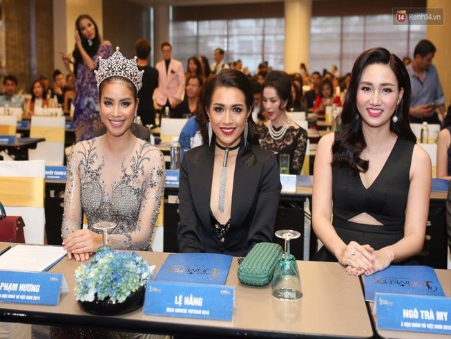 Phạm Hương hội ngộ, đọ sắc cùng dàn hoa hậu, á hậu
