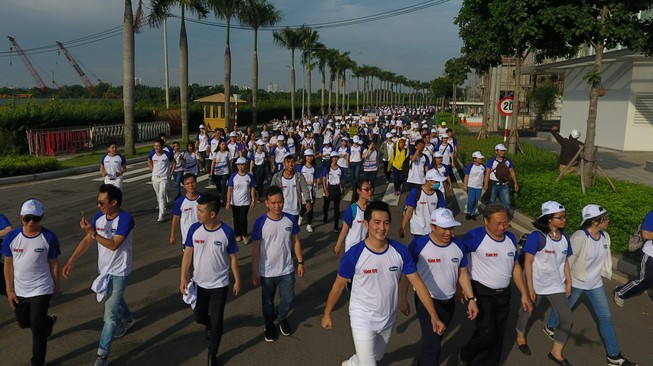 Phong trào đi bộ “10.000 bước chân”