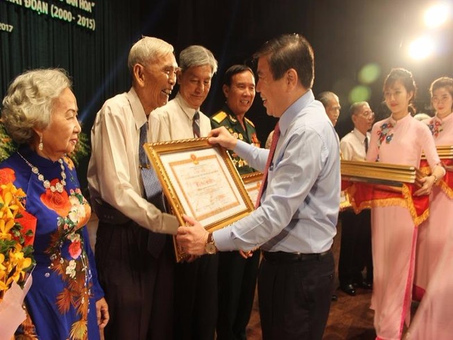 Hơn 587.000 gương người tốt việc tốt được tuyên dương