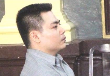 Ghen tuông, chồng đâm vợ rồi tự sát