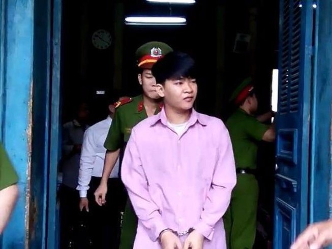 Không giảm án cho nghịch tử giết cha