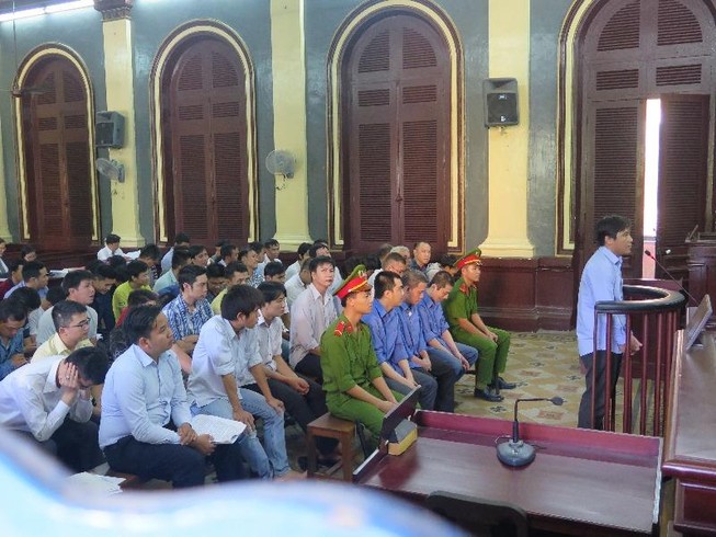 Xét xử đường dây đánh bạc 'người dệt mộng'