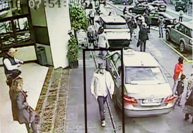 'Nam giới đội mũ' đánh bom Brussels bị bắt?