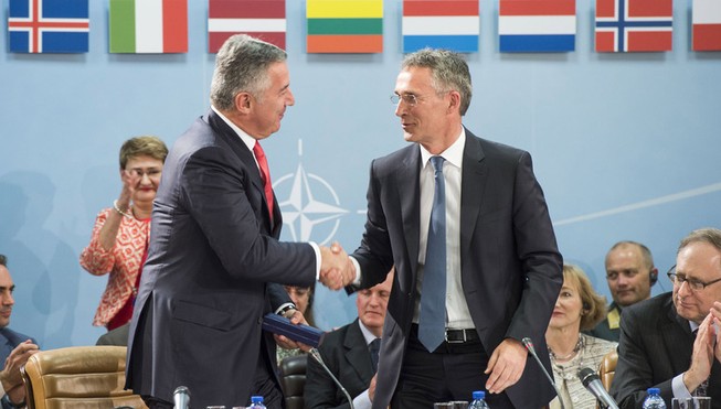 NATO mời Montenegro gia nhập, Nga đe dọa trừng phạt