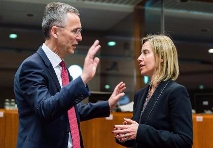 Lo ngại Nga, NATO-EU cam kết thắt chặt quan hệ quốc phòng sau Brexit
