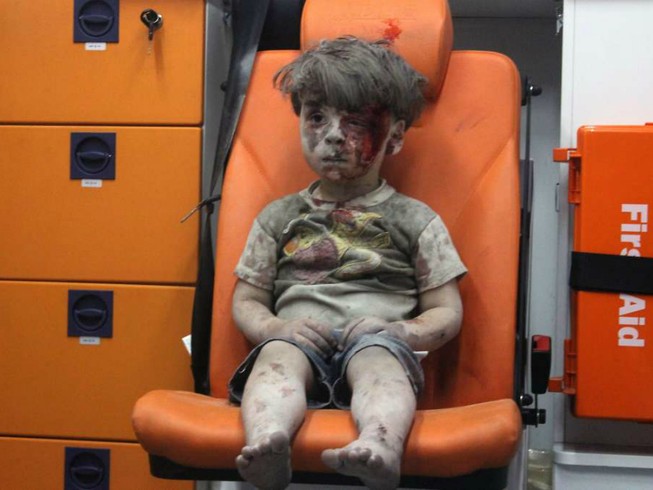 Cậu bé 6 tuổi xin Obama cho nhận nuôi em bé Syria