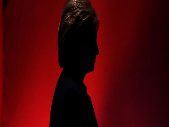 5 lý do khiến bà Clinton ôm hận