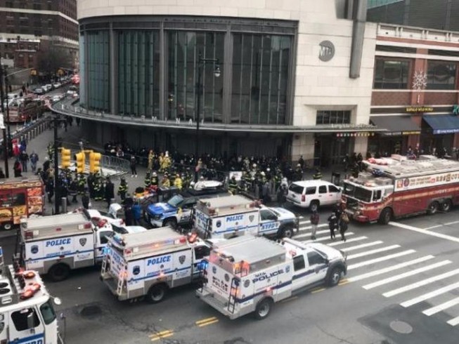 Hơn 100 người bị thương vì tai nạn tàu lửa ở New York